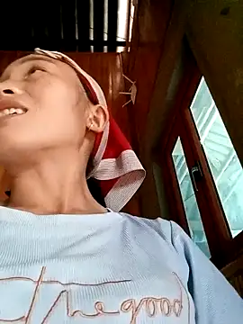 lucybaby00 online show from October 5, 5:06 am