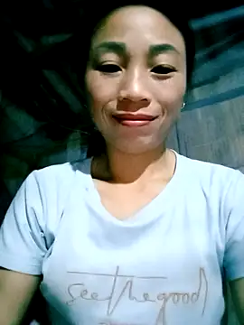 Snapshot of lucybaby00 chatting on November 4, 9:14 pm lucybaby00 online show from November 4, 9:14 pm