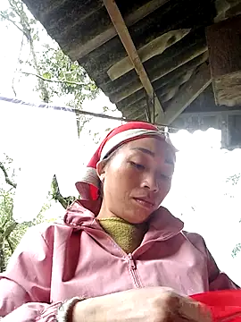 Snapshot of lucybaby00 chatting on November 20, 5:51 am lucybaby00 online show from November 20, 5:51 am