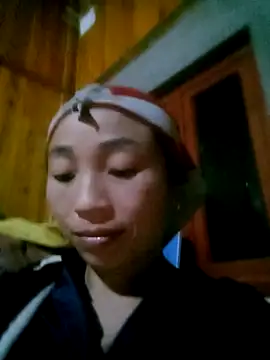 Snapshot of lucybaby00 chatting on November 29, 10:51 am lucybaby00 online show from November 29, 10:51 am