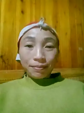 Snapshot of lucybaby00 chatting on December 2, 10:53 am lucybaby00 online show from December 2, 10:53 am