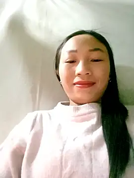 Snapshot of lucybaby00 chatting on January 8, 9:17 pm lucybaby00 online show from January 8, 9:17 pm