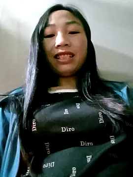 Snapshot of lucybaby00 chatting on January 18, 10:02 pm lucybaby00 online show from January 18, 10:02 pm