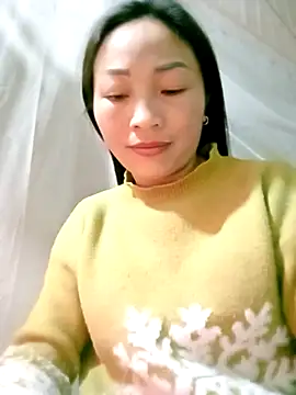 Snapshot of lucybaby00 chatting on February 9, 3:54 am lucybaby00 online show from February 9, 3:54 am