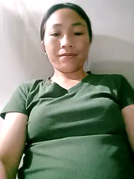 lucybaby00 online show from May 5, 10:51 pm