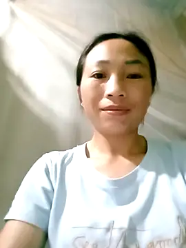 lucybaby00 online show from May 8, 10:37 pm