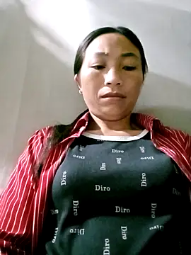 lucybaby00 online show from May 10, 10:37 pm