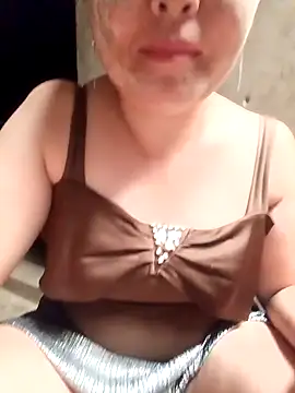 Snapshot of phunphun chatting on September 18, 1:18 am phunphun online show from September 18, 1:18 am