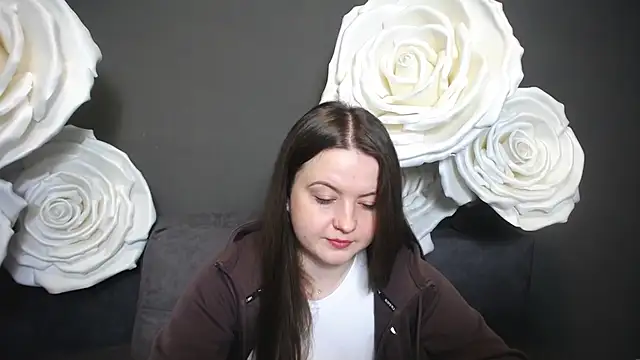 MavkaCute online show from September 23, 6:00 pm