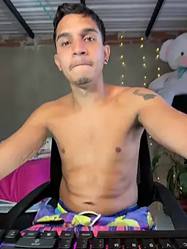Angel latinboy online show from May 20, 12:44 pm