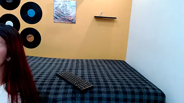 skinnyverus18 online show from March 2, 7:21 pm