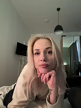 Snapshot of DaryaDoll chatting on January 12, 10:31 am DaryaDoll online show from January 12, 10:31 am