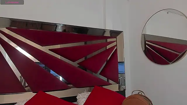 SaraWagner  online show from January 7, 12:24 am