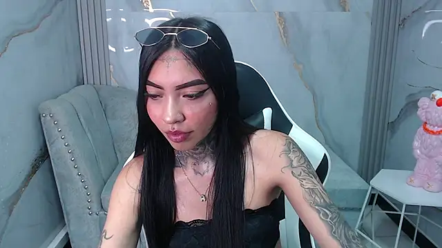 Ashley Blum v online show from September 29, 8:02 pm