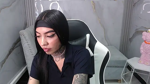 Ashley Blum v online show from October 11, 8:07 pm