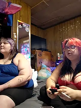 GoddessDess online show from May 19, 9:32 pm