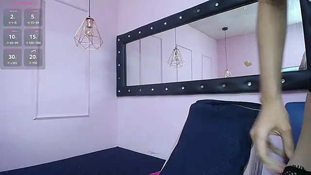 danna7cute online show from July 4, 9:43 pm