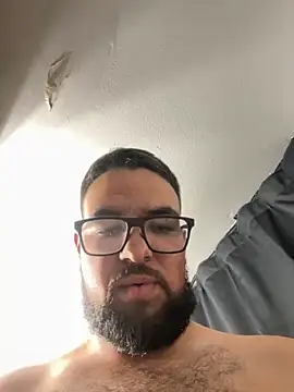 Snapshot of javier_89ER chatting on November 16, 3:45 am javier 89ER online show from November 16, 3:45 am