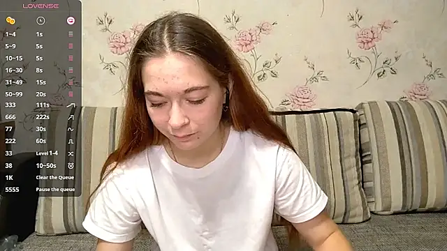 KissKarina online show from October 3, 3:20 pm