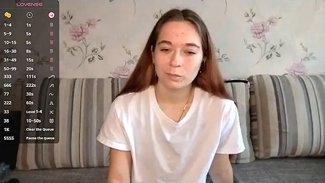 KissKarina online show from October 4, 10:13 am