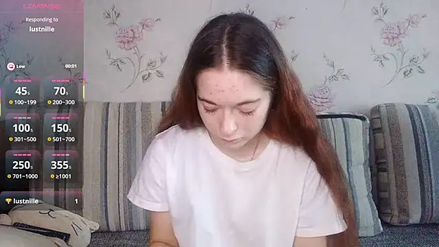 KissKarina online show from October 31, 12:28 pm