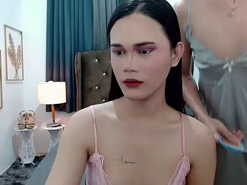 airyloove online show from September 29, 11:42 pm