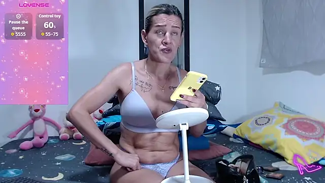 AllysonStonne online show from October 16, 11:06 pm