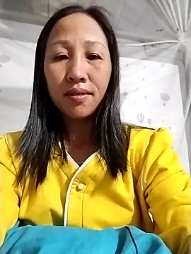 Snapshot of cute_love00 chatting on November 26, 10:55 pm cute love00 online show from November 26, 10:55 pm