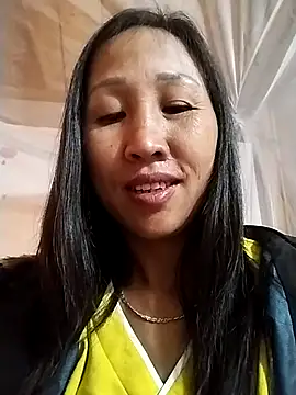 Snapshot of cute_love00 chatting on January 6, 6:28 am cute love00 online show from January 6, 6:28 am