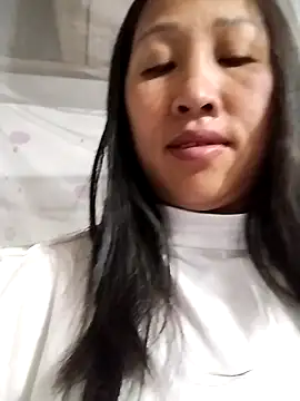 Snapshot of cute_love00 chatting on January 11, 11:10 pm cute love00 online show from January 11, 11:10 pm