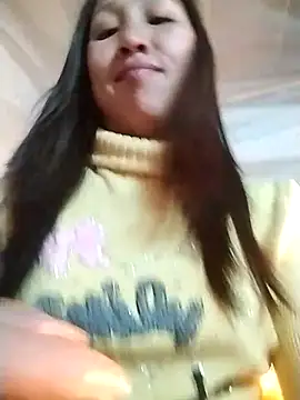 Snapshot of cute_love00 chatting on January 12, 12:10 pm cute love00 online show from January 12, 12:10 pm