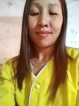 Snapshot of cute_love00 chatting on January 13, 12:32 pm cute love00 online show from January 13, 12:32 pm