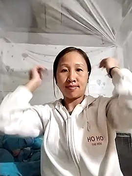 Snapshot of cute_love00 chatting on January 31, 9:24 pm cute love00 online show from January 31, 9:24 pm