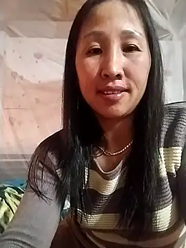 Snapshot of cute_love00 chatting on February 1, 12:15 pm cute love00 online show from February 1, 12:15 pm