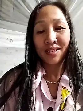 Snapshot of cute_love00 chatting on February 8, 11:57 am cute love00 online show from February 8, 11:57 am