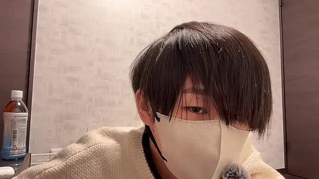 Snapshot of akkan_6868 chatting on February 20, 3:34 pm akkan 6868 online show from February 20, 3:34 pm