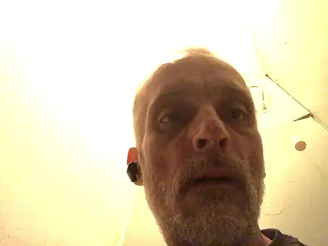 Snapshot of pepis117 chatting on February 5, 5:01 am pepis117 online show from February 5, 5:01 am