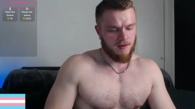 Snapshot of VictorTransMan chatting on April 10, 6:45 pm VictorTransMan online show from April 10, 6:45 pm