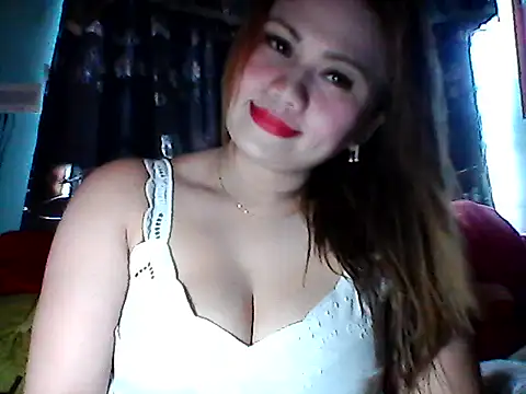 Snapshot of Miss_Heart chatting on March 21, 12:59 am Miss Heart online show from March 21, 12:59 am