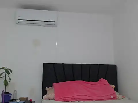 Snapshot of DaiishaWolf chatting on September 20, 7:26 pm DaiishaWolf online show from September 20, 7:26 pm