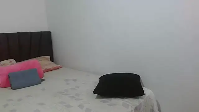 Snapshot of DaiishaWolf chatting on September 25, 7:50 pm DaiishaWolf online show from September 25, 7:50 pm