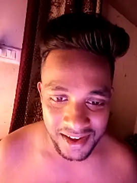 Snapshot of Surya2134@xh chatting on February 18, 7:10 pm Surya2134xh online show from February 18, 7:10 pm