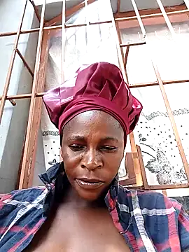 Snapshot of MatureGoddess_ chatting on September 20, 12:17 pm MatureGoddess online show from September 20, 12:17 pm