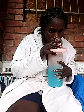 Snapshot of MatureGoddess_ chatting on March 31, 5:08 am MatureGoddess online show from March 31, 5:08 am