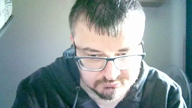 Snapshot of SirAbuser chatting on September 24, 5:44 am SirAbuser online show from September 24, 5:44 am