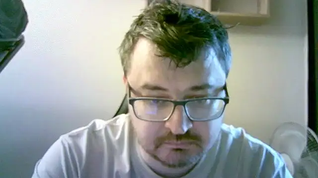 Snapshot of SirAbuser chatting on October 23, 6:34 am SirAbuser online show from October 23, 6:34 am