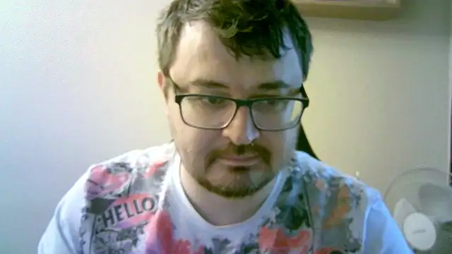 Snapshot of SirAbuser chatting on November 5, 8:25 am SirAbuser online show from November 5, 8:25 am