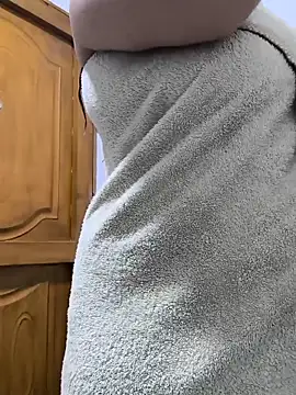 butterfly777  online show from September 27, 11:15 am