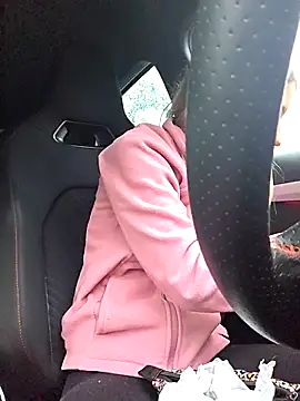 Snapshot of PetiteSecrets chatting on December 16, 3:39 pm PetiteSecrets online show from December 16, 3:39 pm