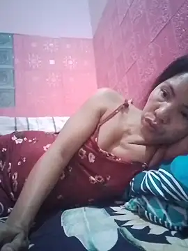 oceanlover23 online show from December 1, 7:57 am